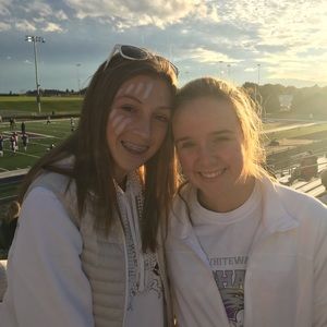 Meet your Posher, Ava